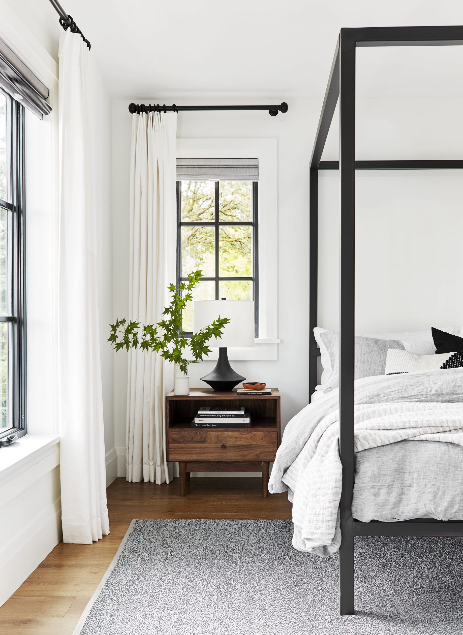 11 Ways to Pull Together a Dreamy Master Bedroom Suite