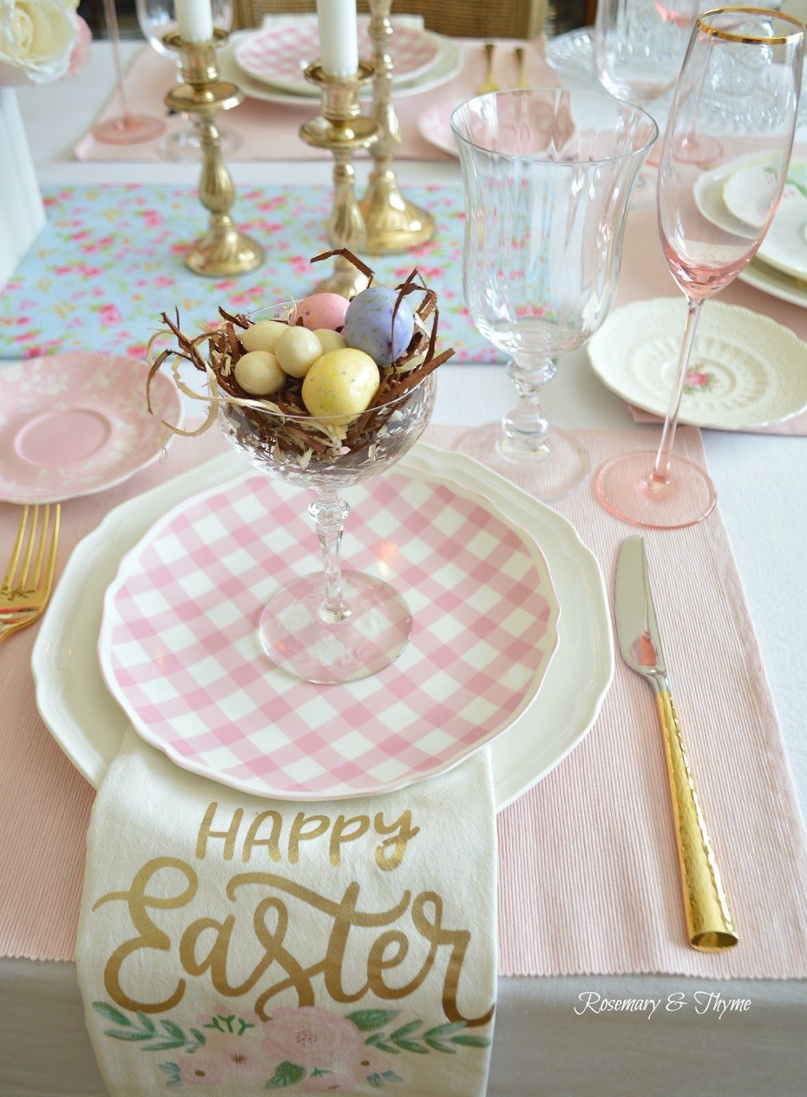 12 Beautiful and Easy Easter Tablescape Ideas to Make