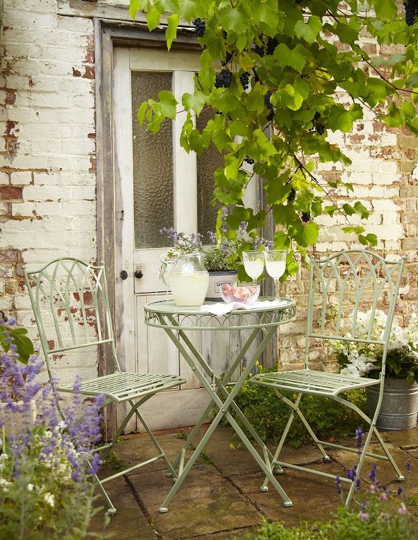 10 of the Best Bistro Sets
