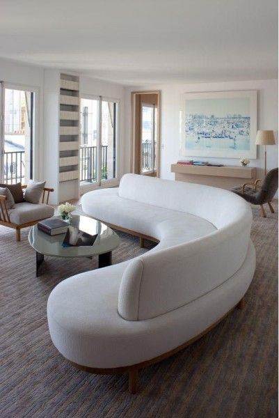 17 Cool Curved Sofas interiorforlife.com