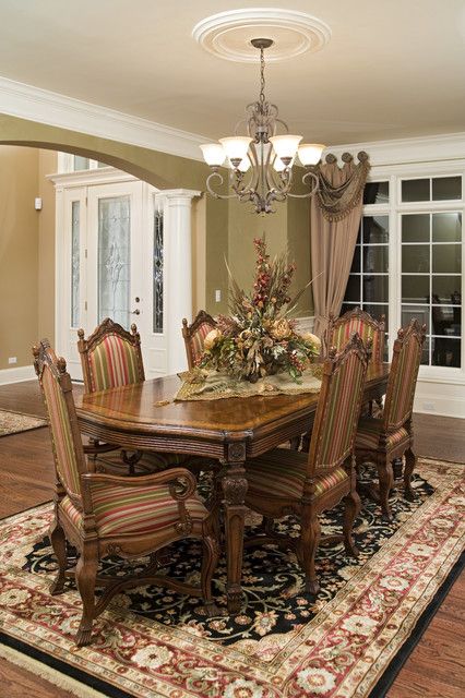 19 Magnificent Design Ideas of Classy Traditional Dining Rooms