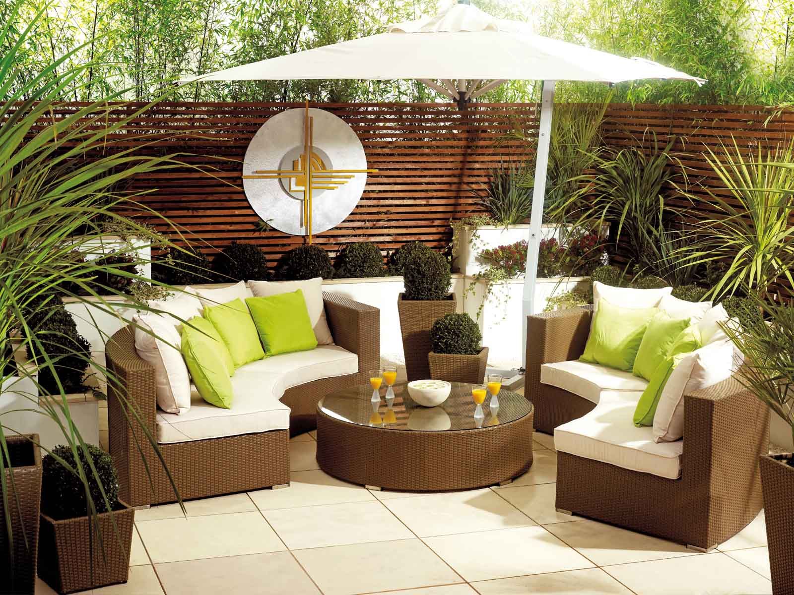 20 Beautiful Outdoor Living Room Designs That Will Delight You