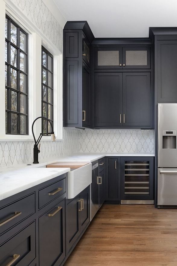 21 Gorgeous Dark Blue Kitchen Cabinets