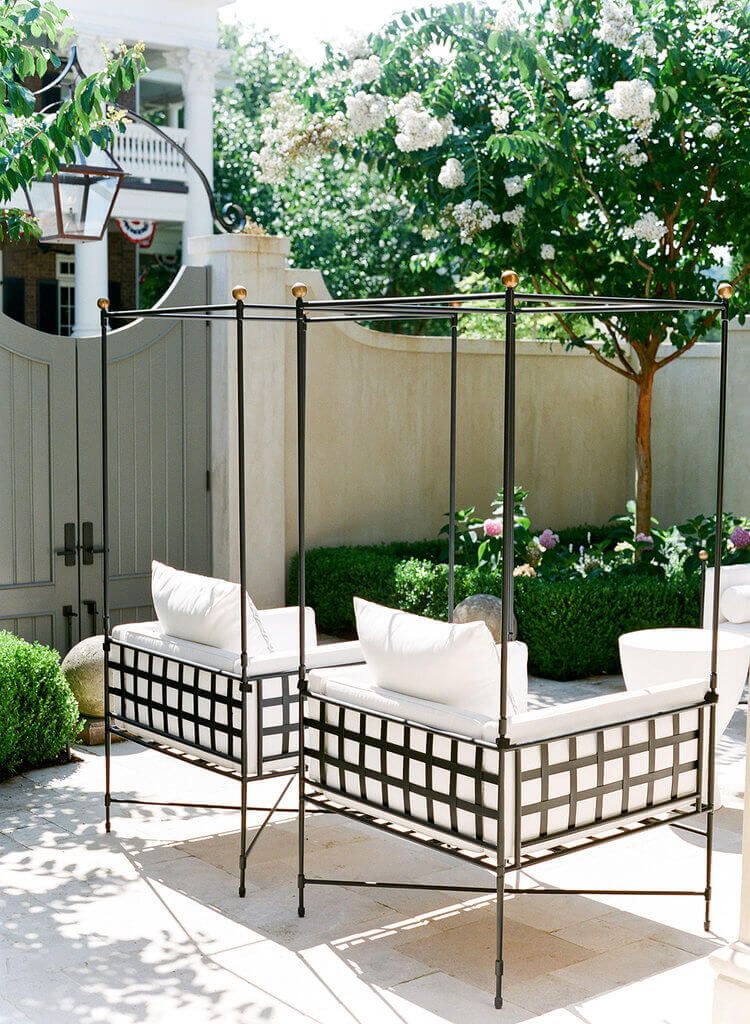 27 Convenient Outdoor Garden Chairs and Other Seating Solutions