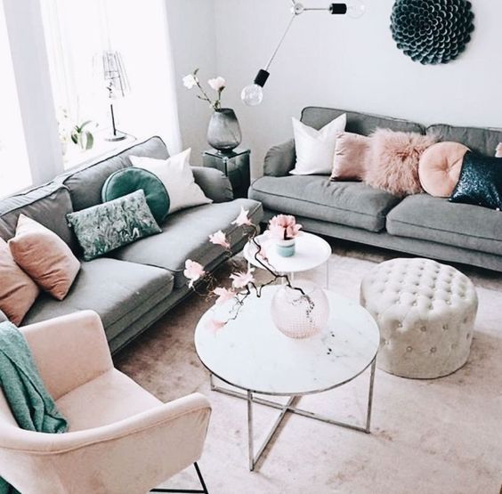 30 Awesome Ways to Style Your Grey Sofa in Living Room - Page 11 of 30 - VimDecor