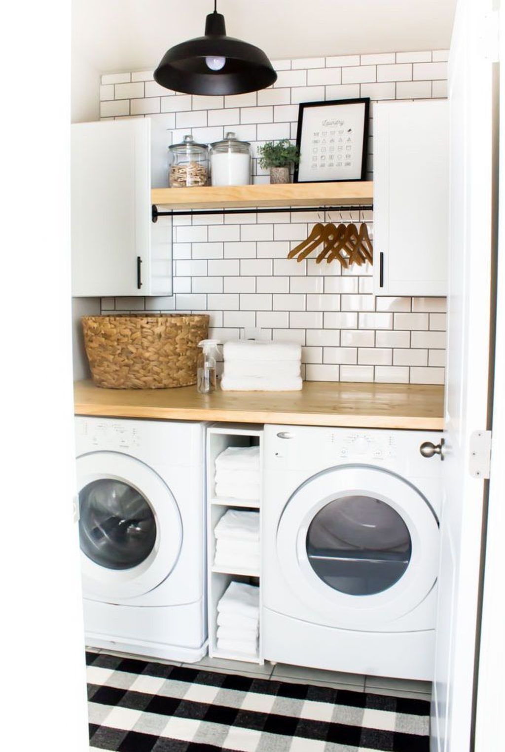 30+ Fascinating Small Laundry Room Design Ideas