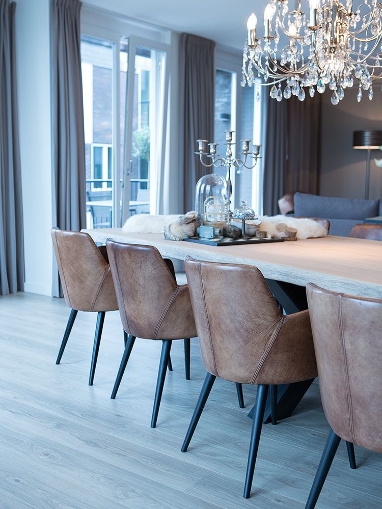 30+ Modern Upholstered Dining Room Chairs
