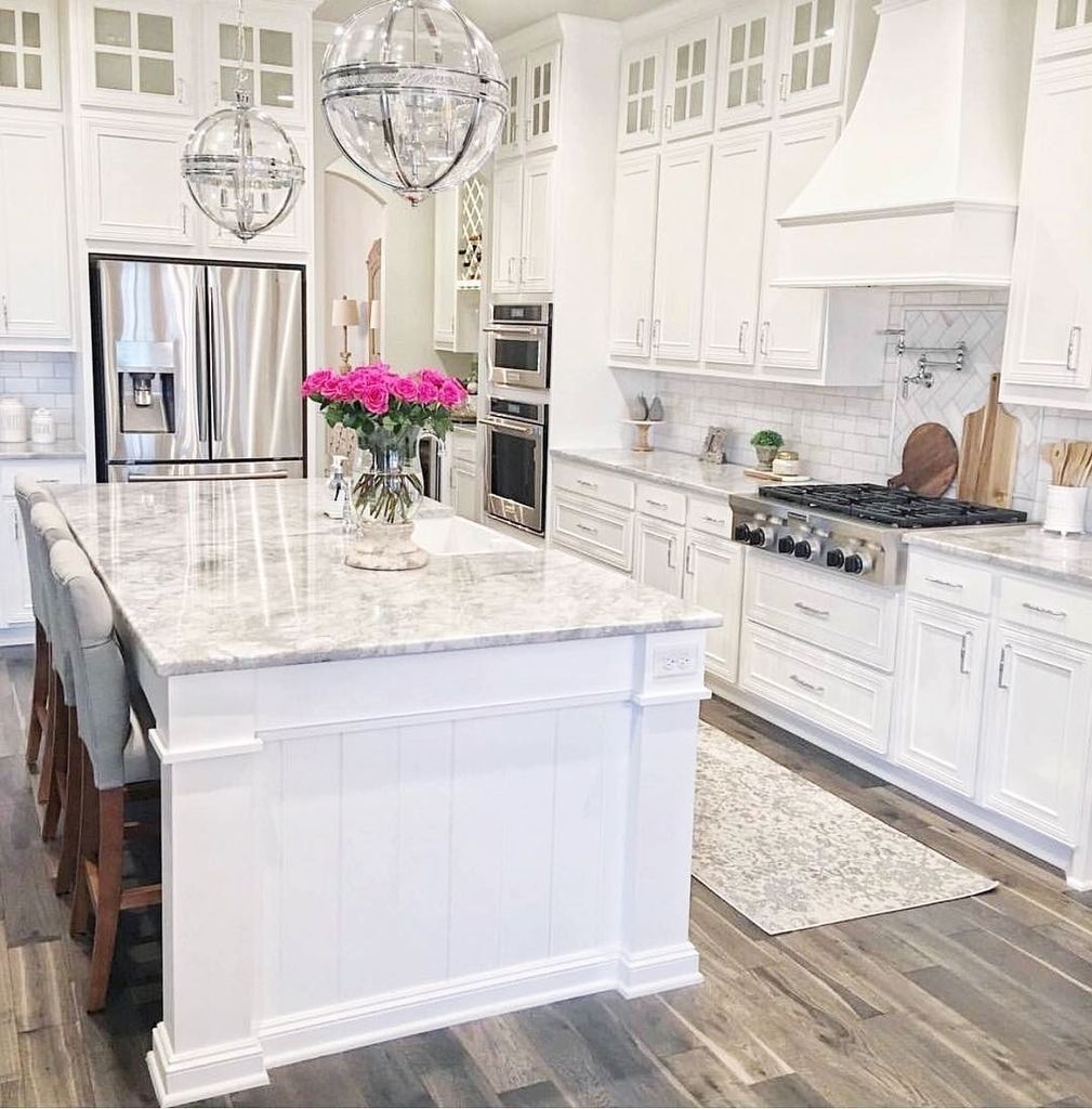 34 Perfect White Kitchen Lighting Ideas You’ll Love
