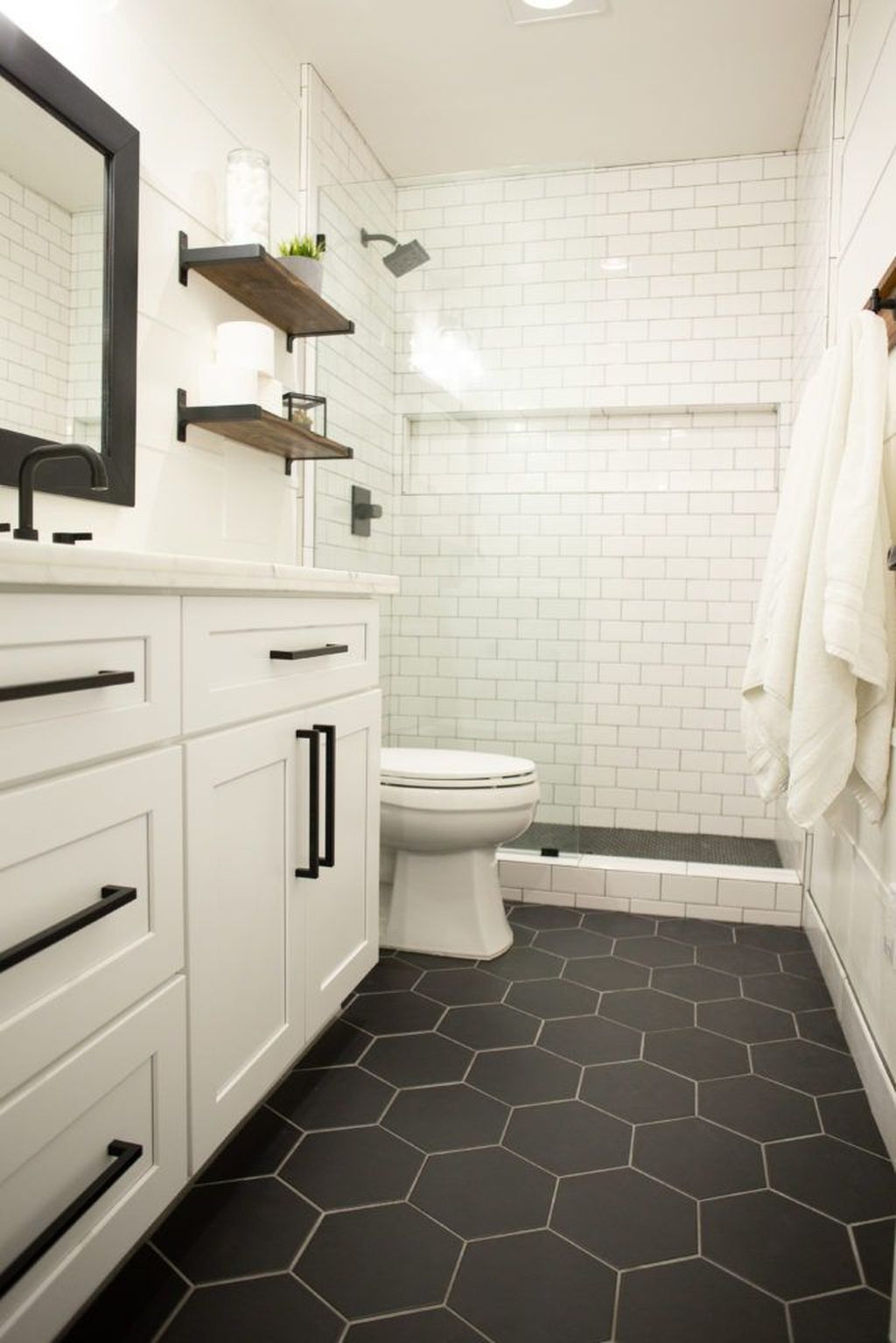 40+ Comfy Bathroom Floor Design Ideas