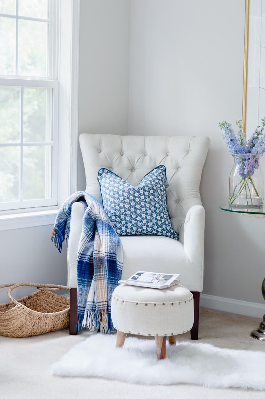 5 Easy Tips For A Cozy Master Bedroom Sitting Area - The Home I Create