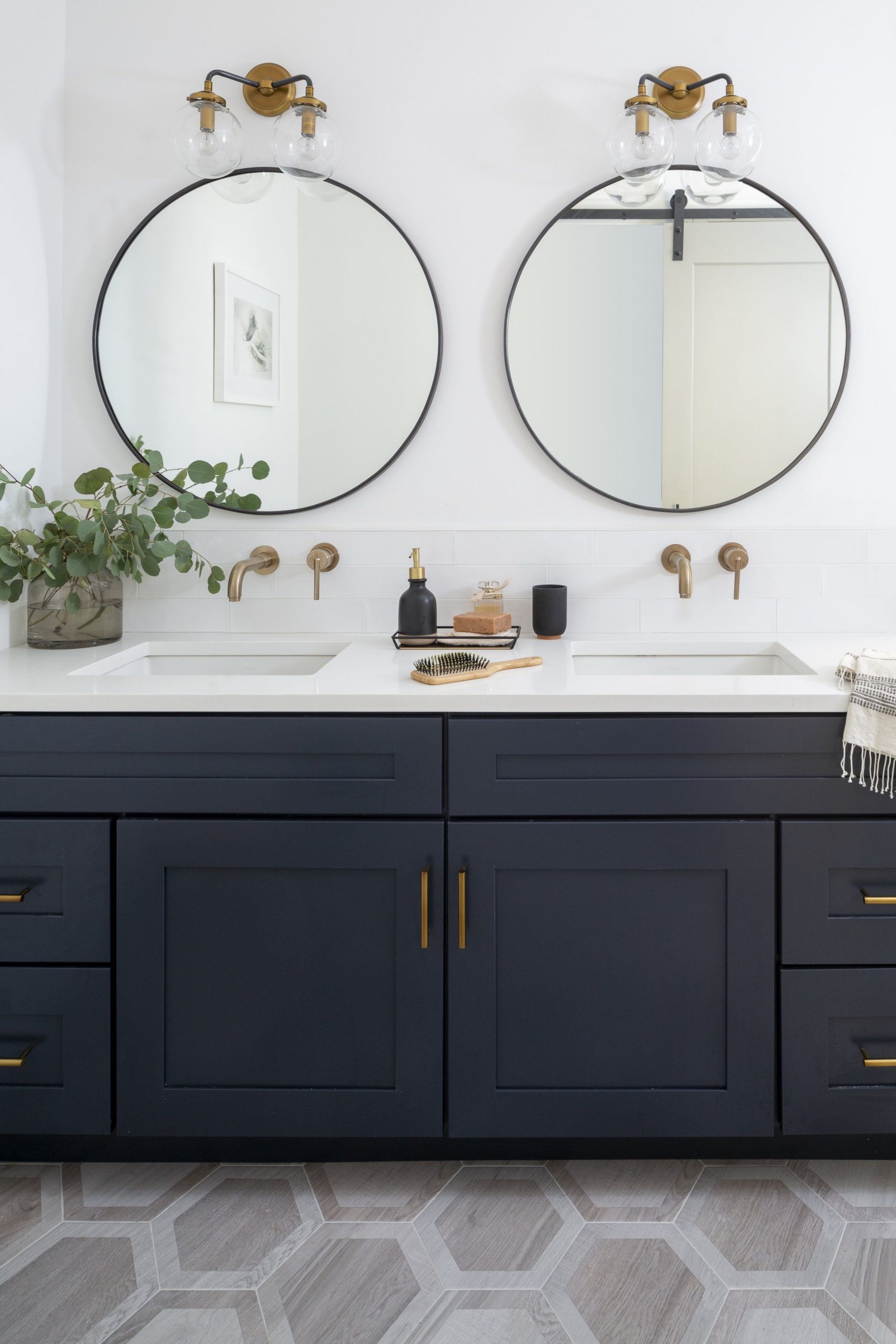 5 Most Popularity Double Sink Bathroom Vanity Ideas - Vankkids.com