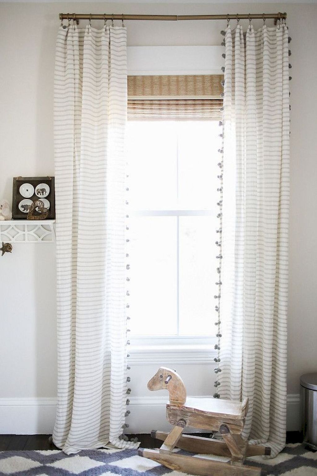 85 Modern Farmhouse Living Room Curtains Decor Ideas - Decoradeas