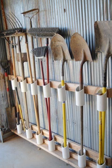 The DIY garden tool storage idea that will save your sanity - NewlyWoodwards