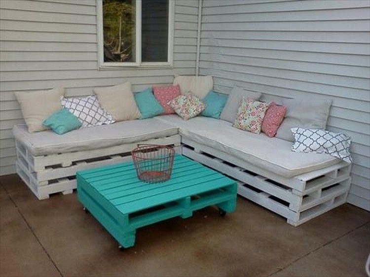 Wooden Pallet Outdoor Furniture Ideas