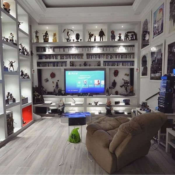 minimalist-white-video-game-rooms-with-hack-organizer