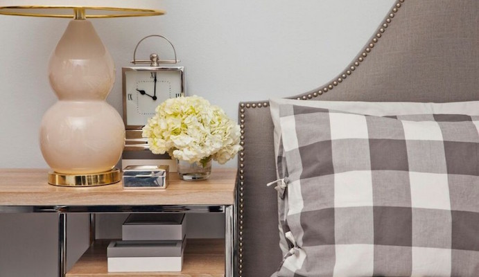6 Stylish Decorating Bedside Tables Ideas I Décor A