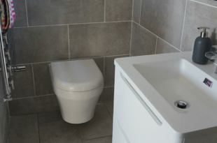 Design Tips for Creating an En-Suite Bathroom - Tile Mounta