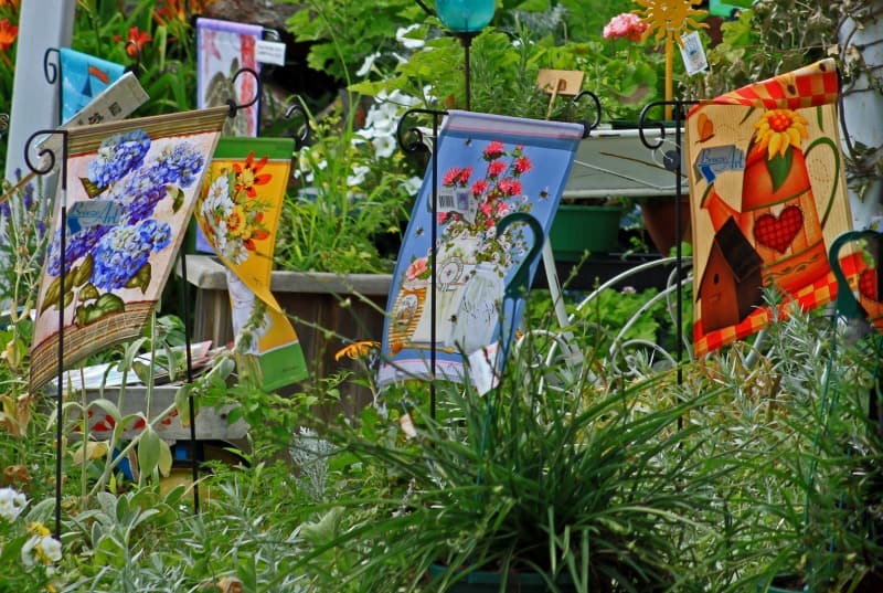 Hang Decorative Garden Flags to Spruce Up Your Backya