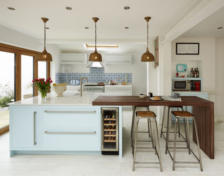Styling a kitchen island with seating: 13 beautiful looks and .