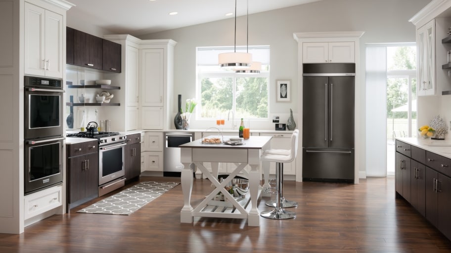 Hire the Best Kitchen Remodeling Contractor | Angie's Li
