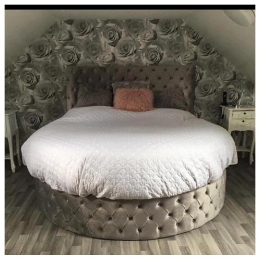 The queen B round bed complete with mattress – House of Bling .